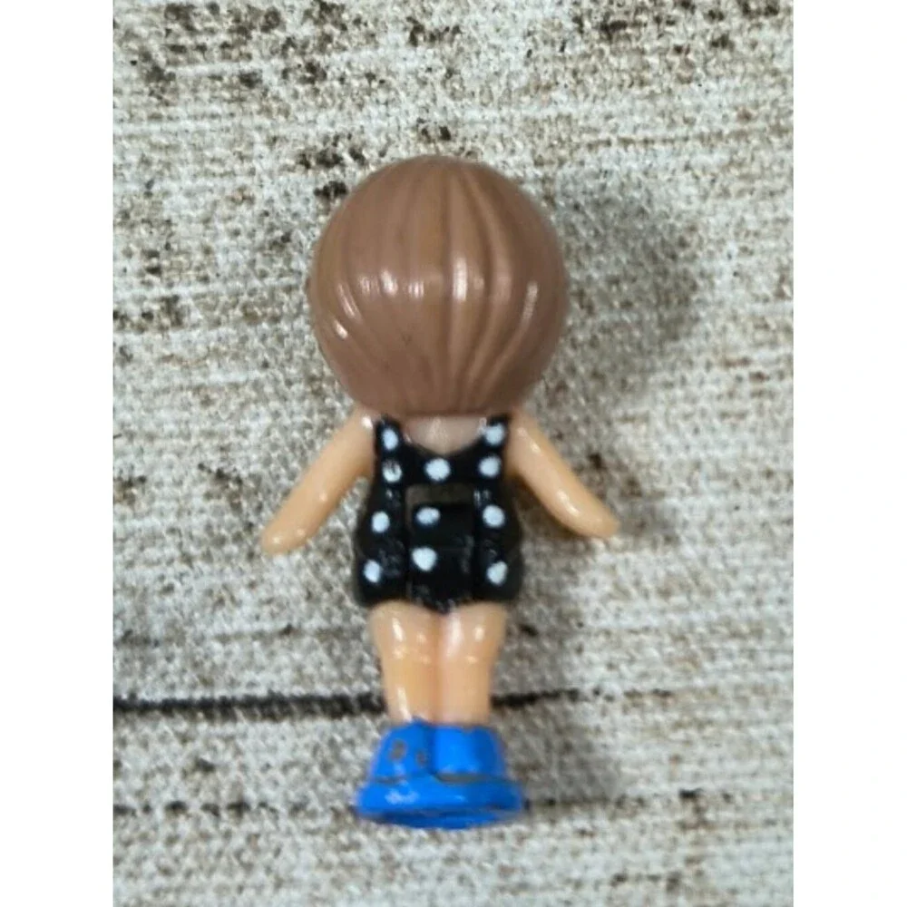 1990 VTG Polly Pocket Little LuLu in her necklace